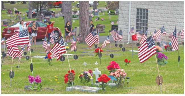 Memorial Day services honor fallen heroes